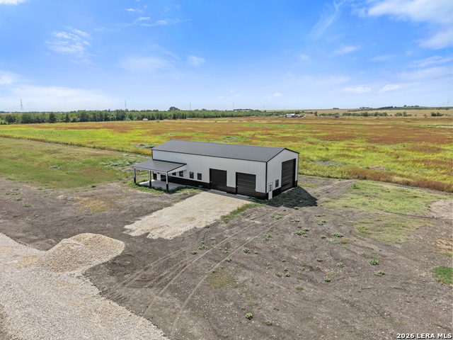 1645 Scull Rd Property Photo 4