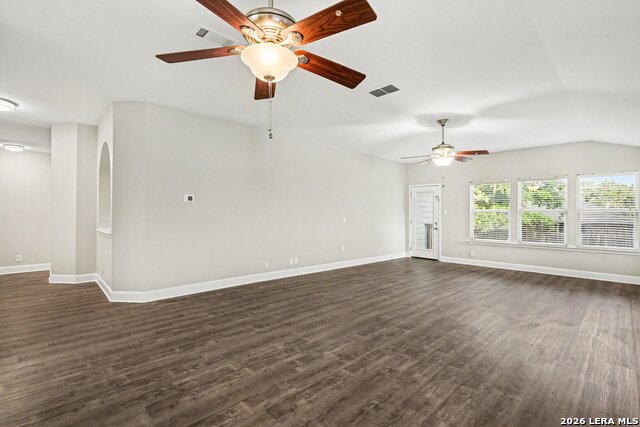 5239 Stormy Trl Property Photo 7