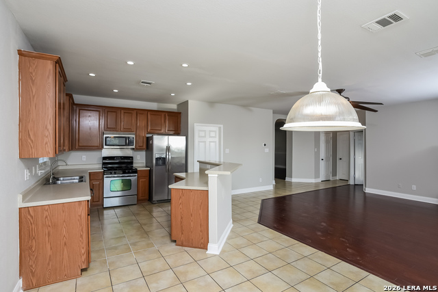 6122 Kenedy Leaf Property Photo 4