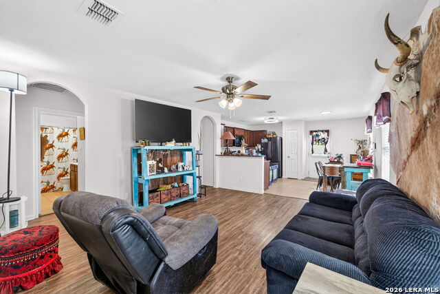 6838 Luckey Property Photo 6