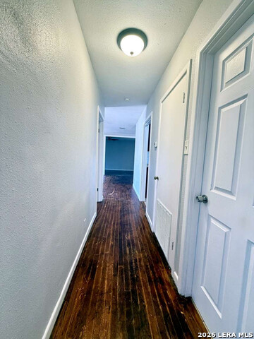 127 Cyril Dr Property Photo 7