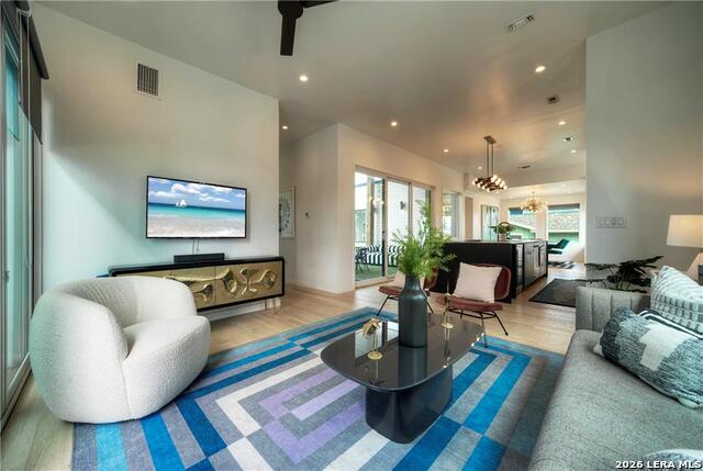626 La Juana Court Property Photo 4