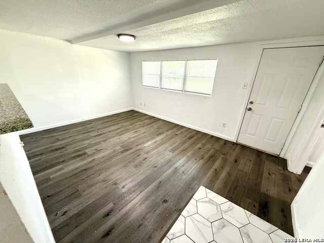307 Hartline Property Photo 6