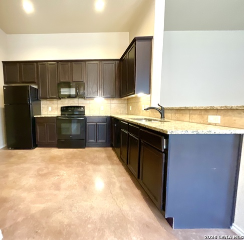 2575 Pahmeyer Road Property Photo 9