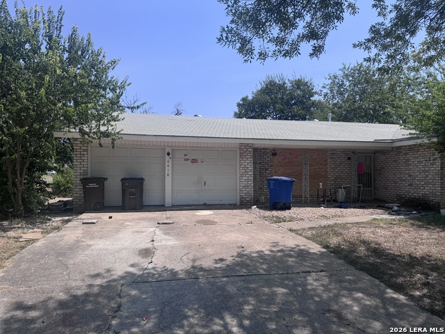 6418 Mckeon Property Photo 2