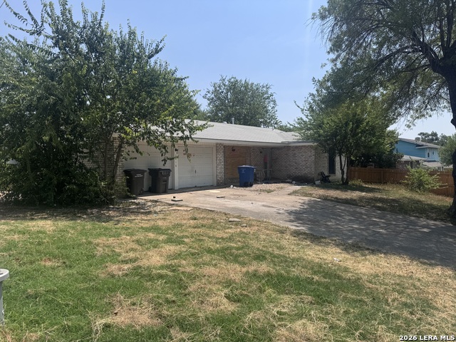 6418 Mckeon Property Photo 3