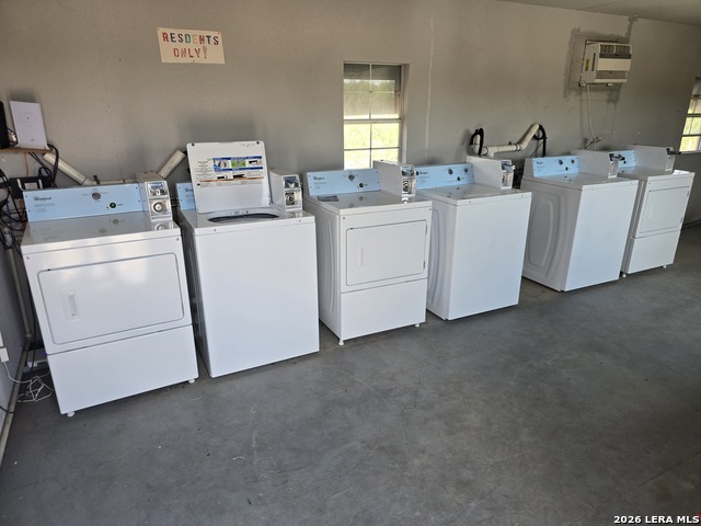 12475 Ih 35 Property Photo 22