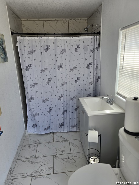 12475 Ih 35 Property Photo 27
