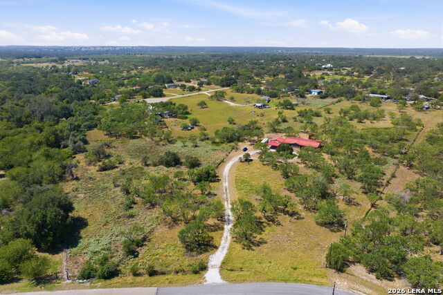 994 Quail Run Property Photo 4