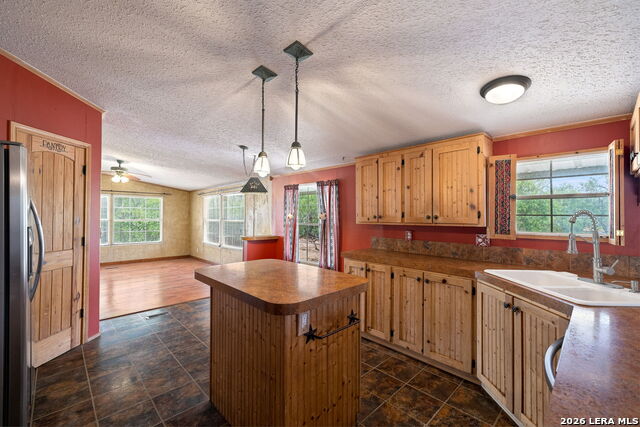 994 Quail Run Property Photo 19