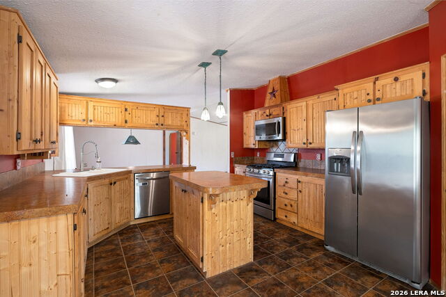 994 Quail Run Property Photo 21