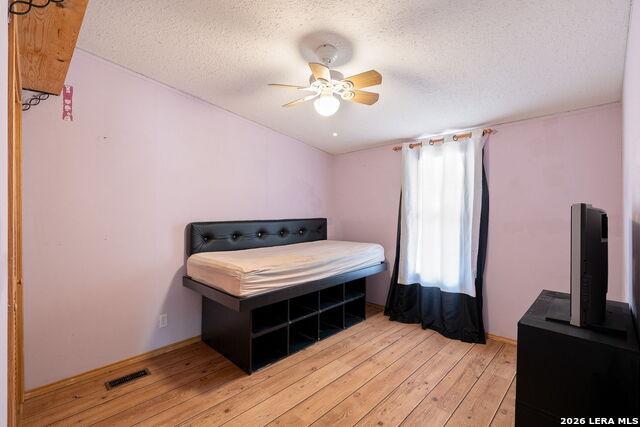 994 Quail Run Property Photo 26