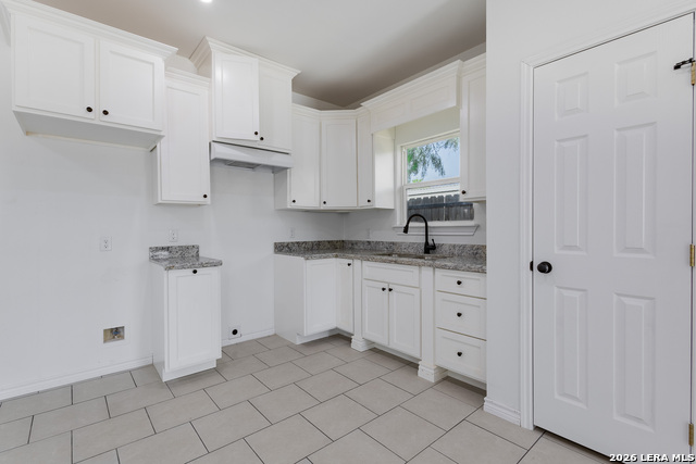 937 Avenue C Property Photo 13