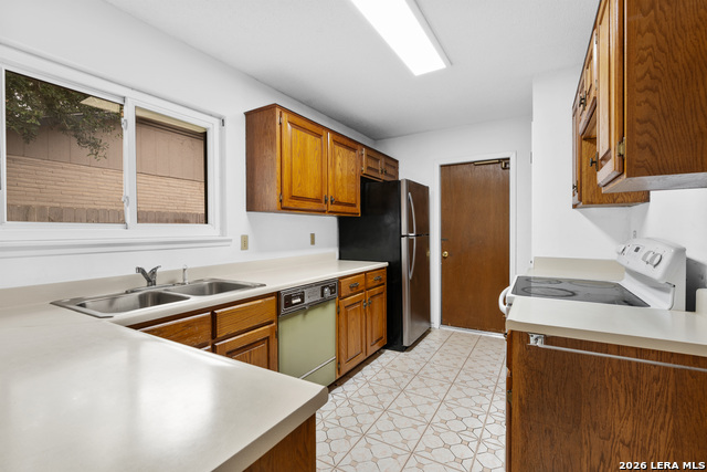8254 Zodiac Dr Property Photo 17