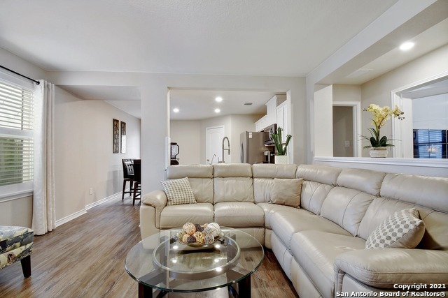 7231 Dulce Meadow Property Photo 5