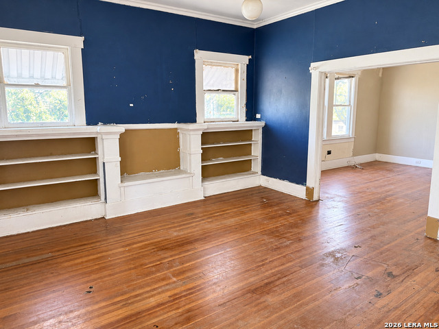 305 W Poplar St Property Photo 19
