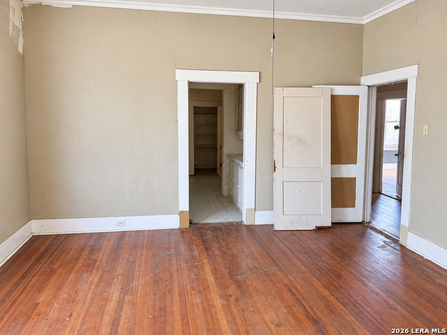 305 W Poplar St Property Photo 20