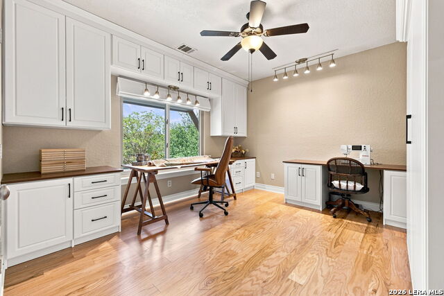 3555 Comal Spgs Property Photo 35