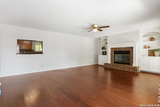 1710 Merriford Ln Property Photo 5