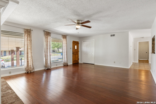 1710 Merriford Ln Property Photo 7