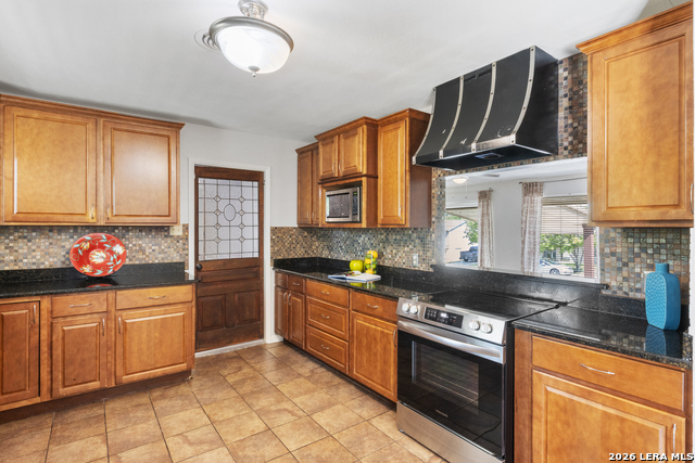 1710 Merriford Ln Property Photo 13