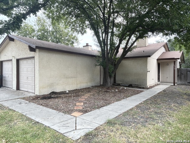 6310 Waddesdon Wood Property Photo 1