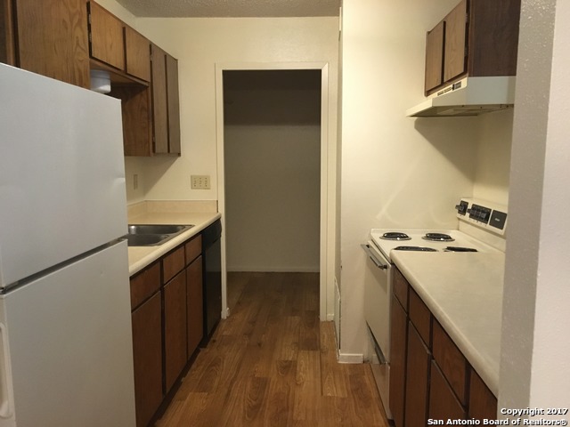 6310 Waddesdon Wood Property Photo 5