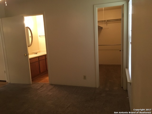 6310 Waddesdon Wood Property Photo 6