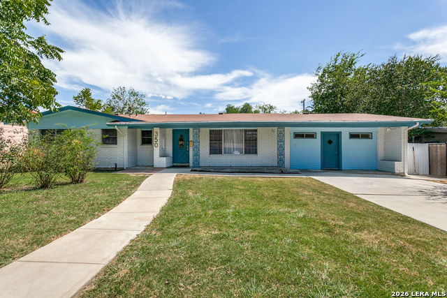 350 Springwood Ln Property Photo 1