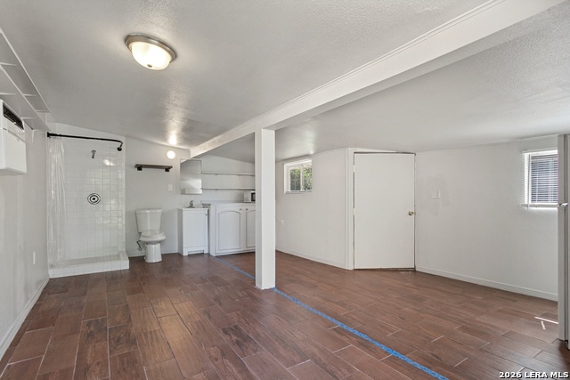 350 Springwood Ln Property Photo 22