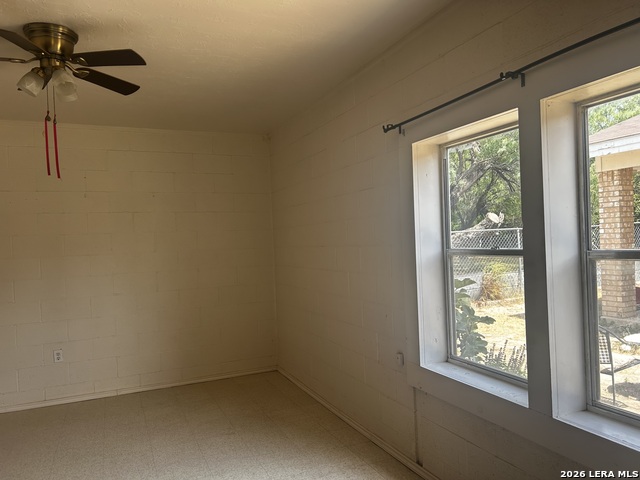 942 Colorado St Property Photo 6