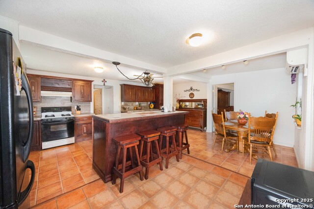 1849 County Road 340 Property Photo 4