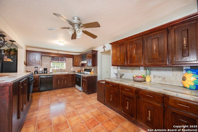 1849 County Road 340 Property Photo 5