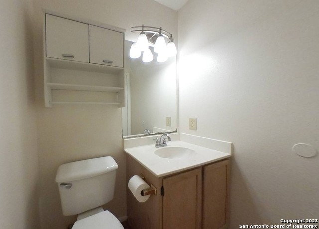 9411 De Sapin Property Photo 6