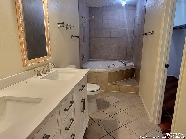 9411 De Sapin Property Photo 10