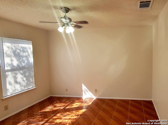 9411 De Sapin Property Photo 12