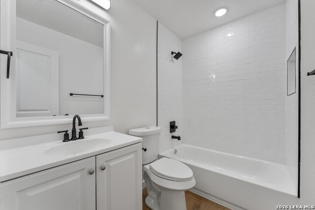 1534 Betty St Property Photo 25