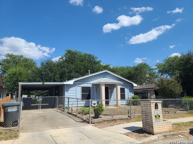 514 Park Grove Dr Property Photo 3