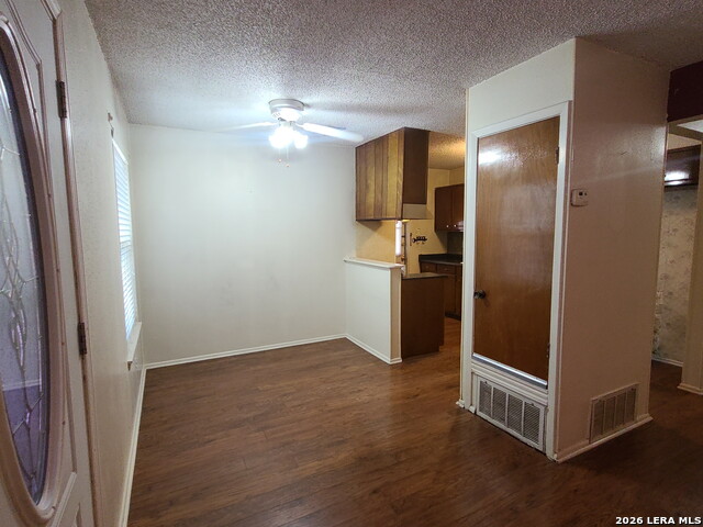 514 Park Grove Dr Property Photo 14