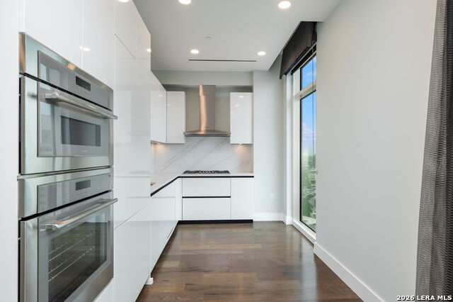 123 Lexington Ave Property Photo 9