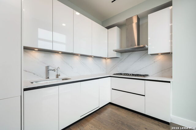 123 Lexington Ave Property Photo 10