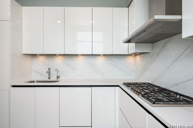 123 Lexington Ave Property Photo 11