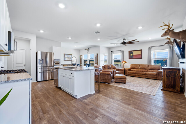 249 Middle Green Loop Property Photo 6
