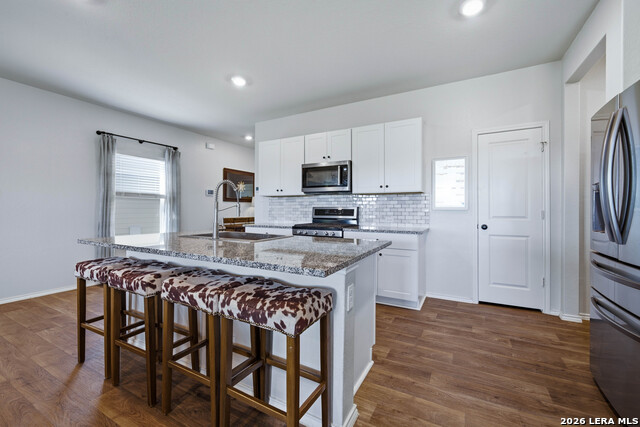 249 Middle Green Loop Property Photo 8