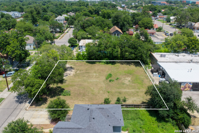 138 Belmont Property Photo 4
