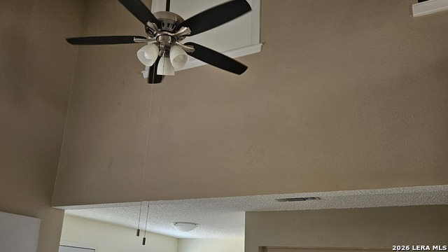 14206 Indian Woods Property Photo 6
