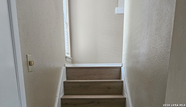 14206 Indian Woods Property Photo 10