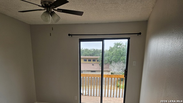 14206 Indian Woods Property Photo 11