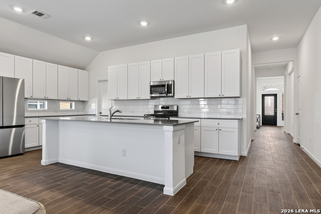9351 Oxford Shire Property Photo 11