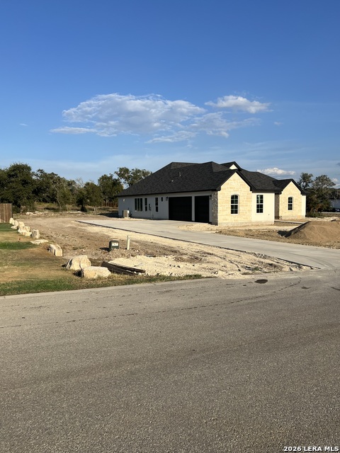 673 James Way Property Photo 3